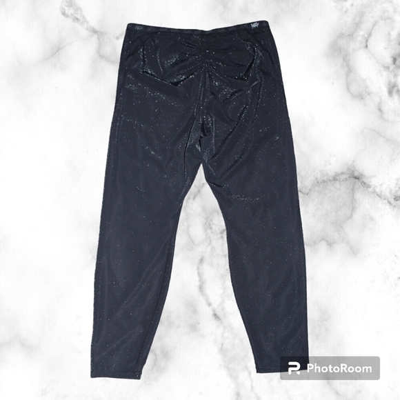 Yitty Black Spotlight Ruched Leggings - Picture 2 of 5